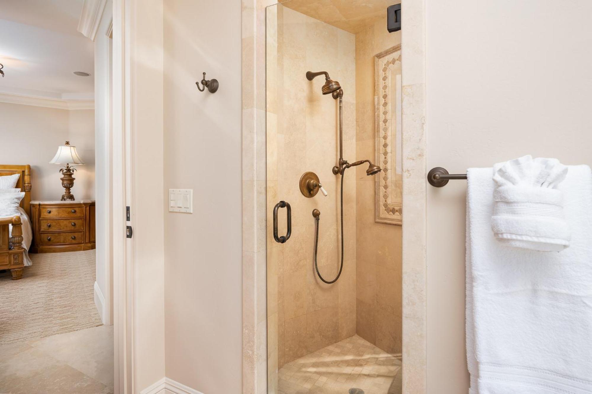 B5368 Crystal Shores San Diego